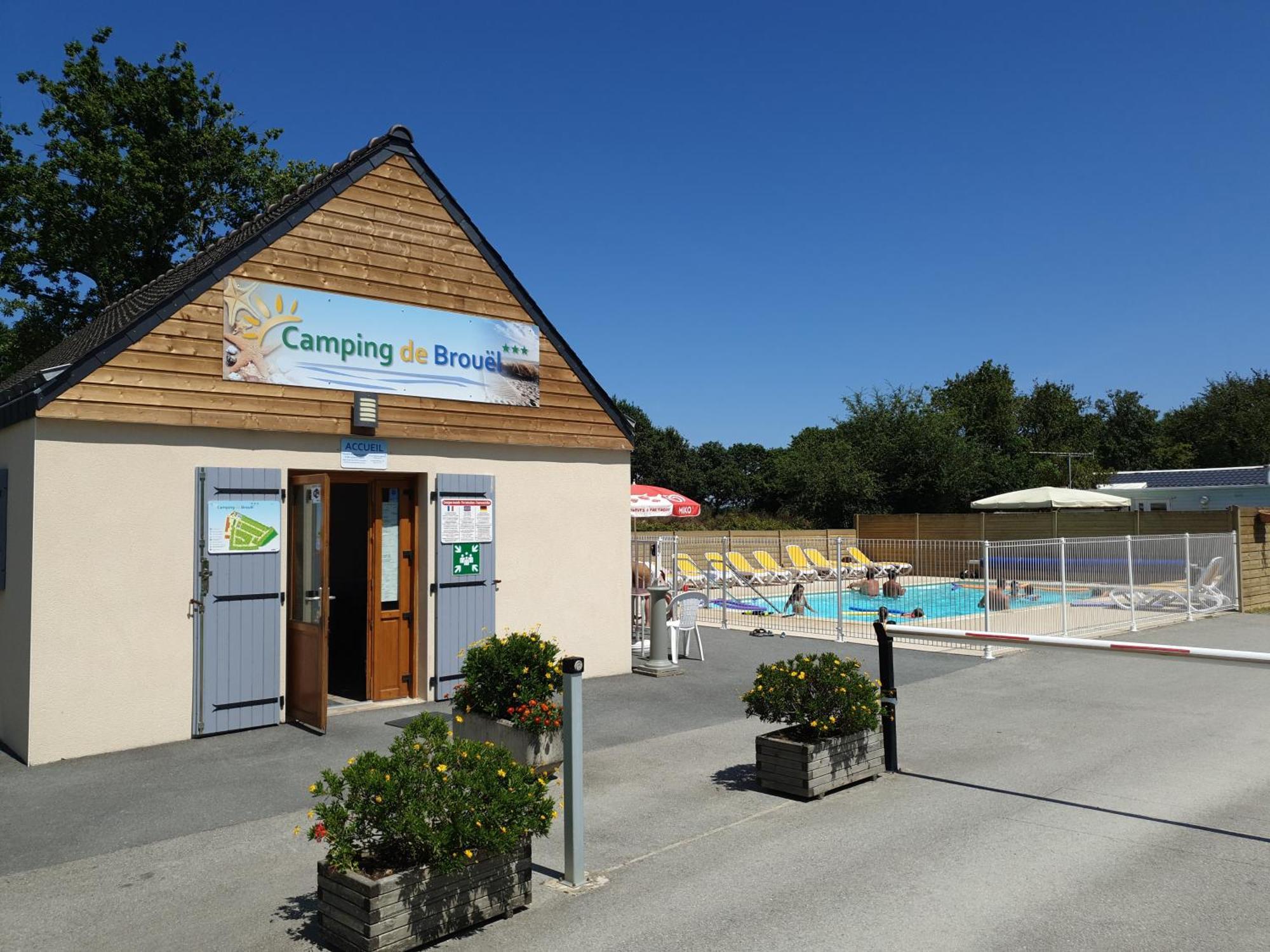 Camping De Brouel Ambon Eksteriør billede