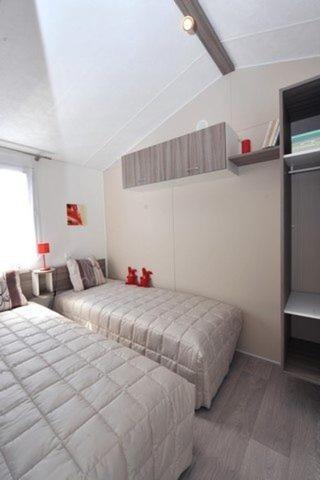 Camping De Brouel Ambon Værelse billede